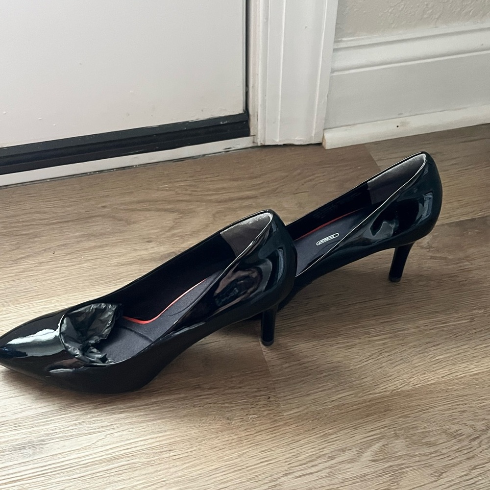 Elegant Black Patent Leather Heels